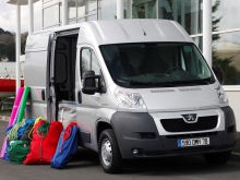 Фото Peugeot Boxer Fourgon 2.2 HDI MT L4H2 №1